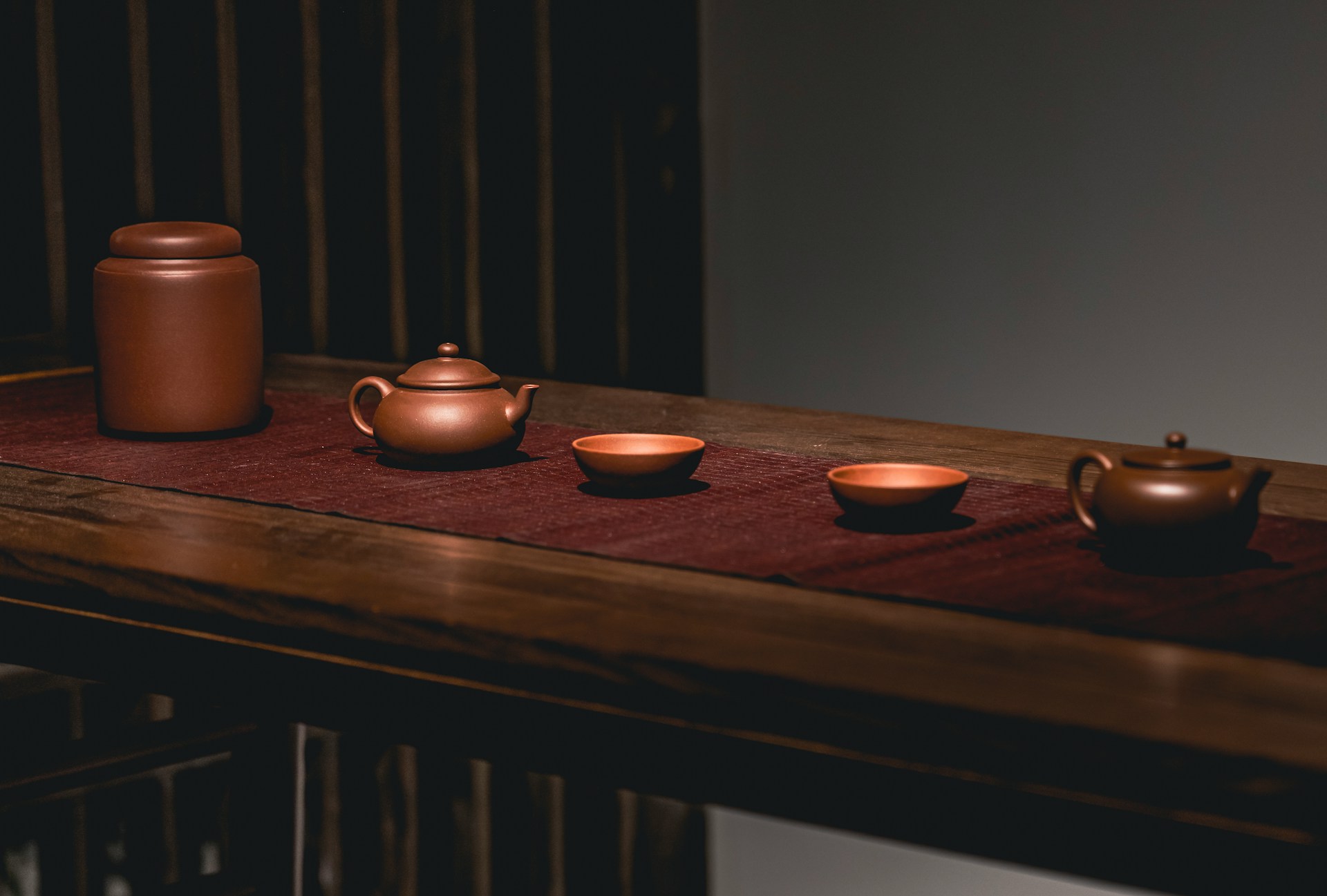jerry-wang-YZ-NhLhbi_E-unsplash household kung fu teapot